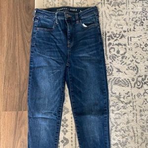 New American Eagle Super High Rise Jegging Crop